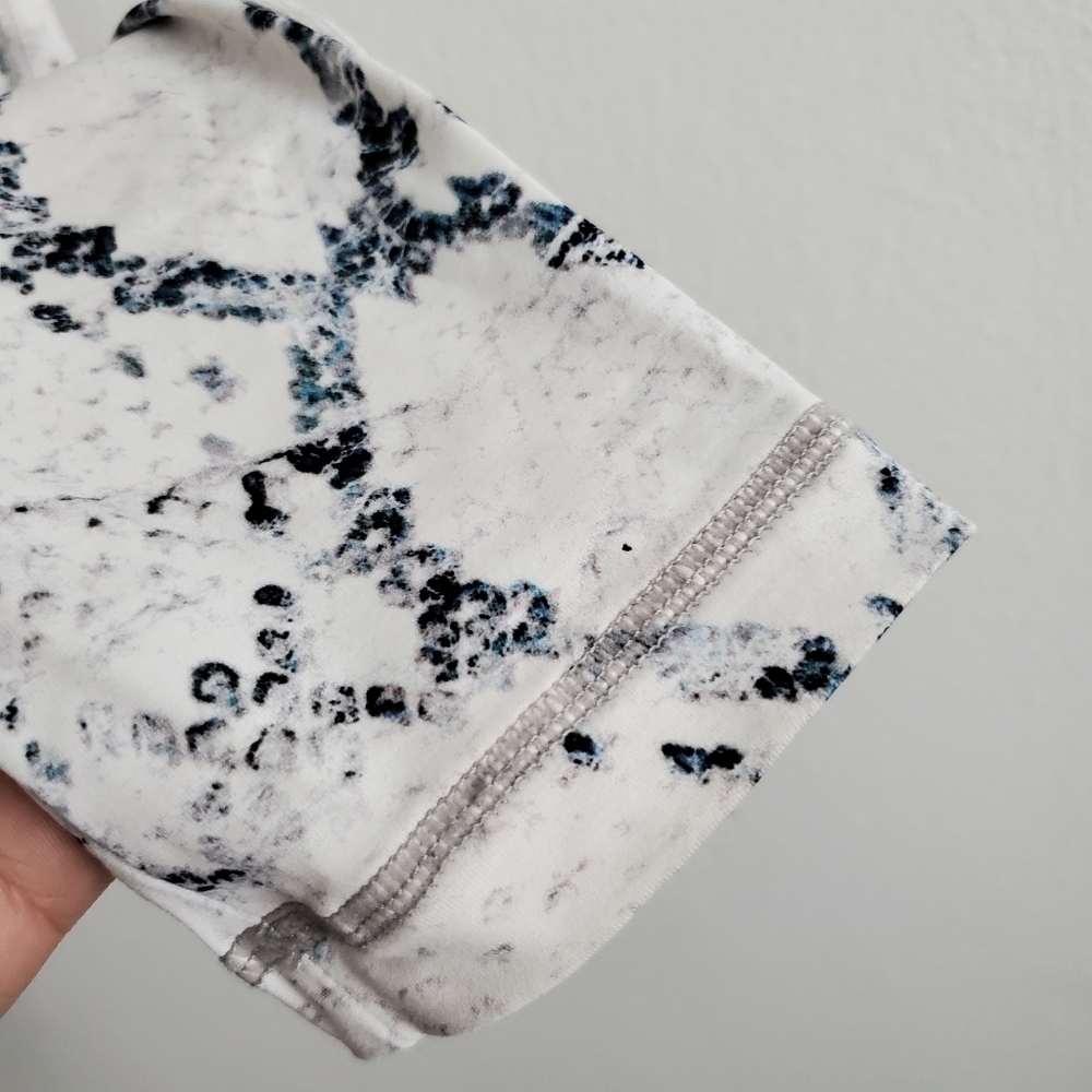 Varley Duncan White Snake Print Athletic Leggings - Picture 6 of 10